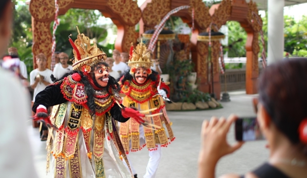Halloween 2025: Bandara Ngurah Rai Hadirkan ‘Balinese Mythology’