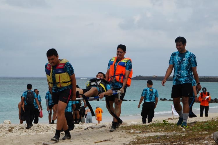 Tim Penyelamat Bandara Ngurah Rai Adu Ketangkasan di ARFF Challenges 2025