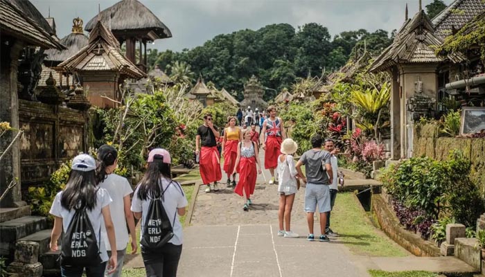 Airbnb dan UNESCO Hadirkan Buku Panduan Budaya Bali, Dorong Wisata Bertanggung Jawab