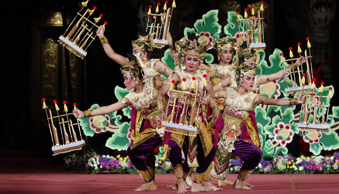 PKB 2025: Komunitas Seni Sundaram Harumkan Gianyar di Ajang Gong Kebyar Dewasa