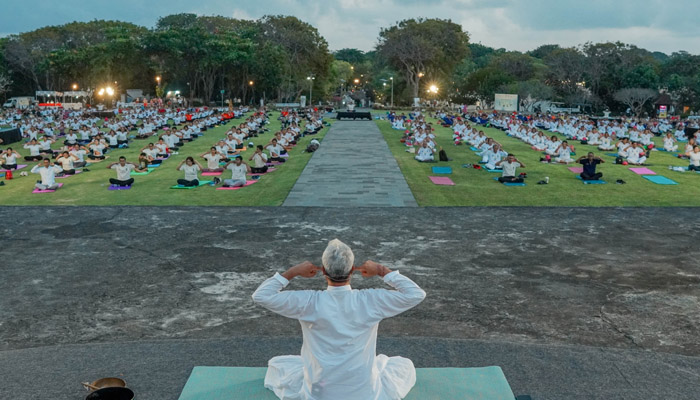 Hari Yoga Internasional Ke-11 di Nusa Dua: Kolaborasi India dan Bali Perkuat Semangat ‘One Earth, One Health’
